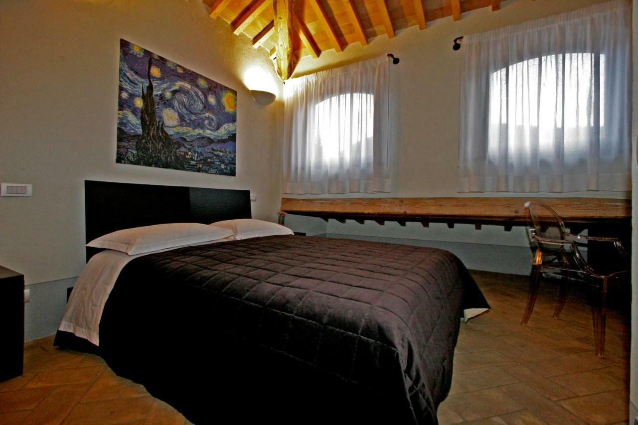 La Locanda Del Vino Nobile B&B Montepulciano Stazione Exterior foto